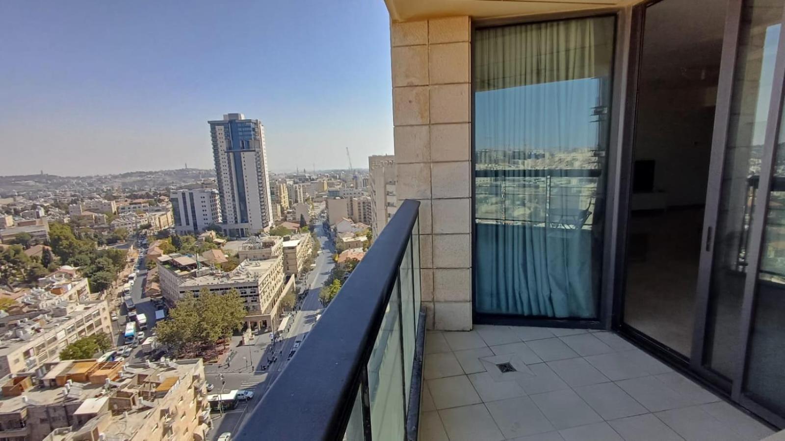 Jtower Royal Suites - Alefimmoed Jerusalem Eksteriør bilde